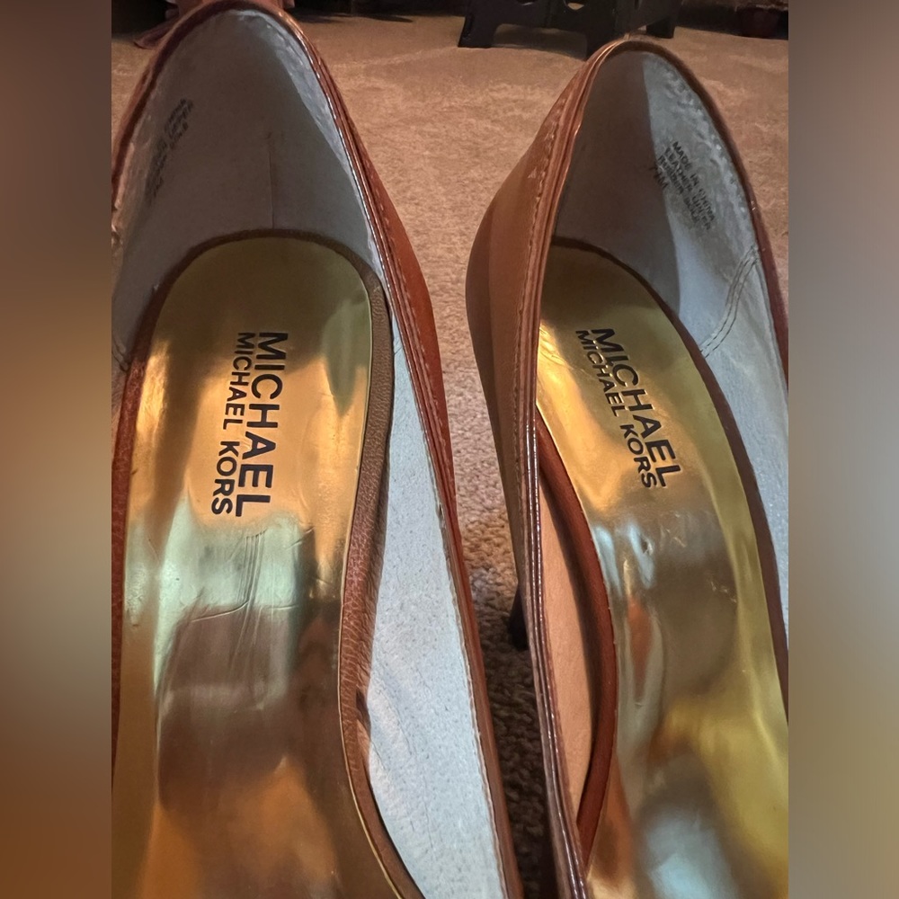 Michael Kors cognac heels - Picture 4 of 8
